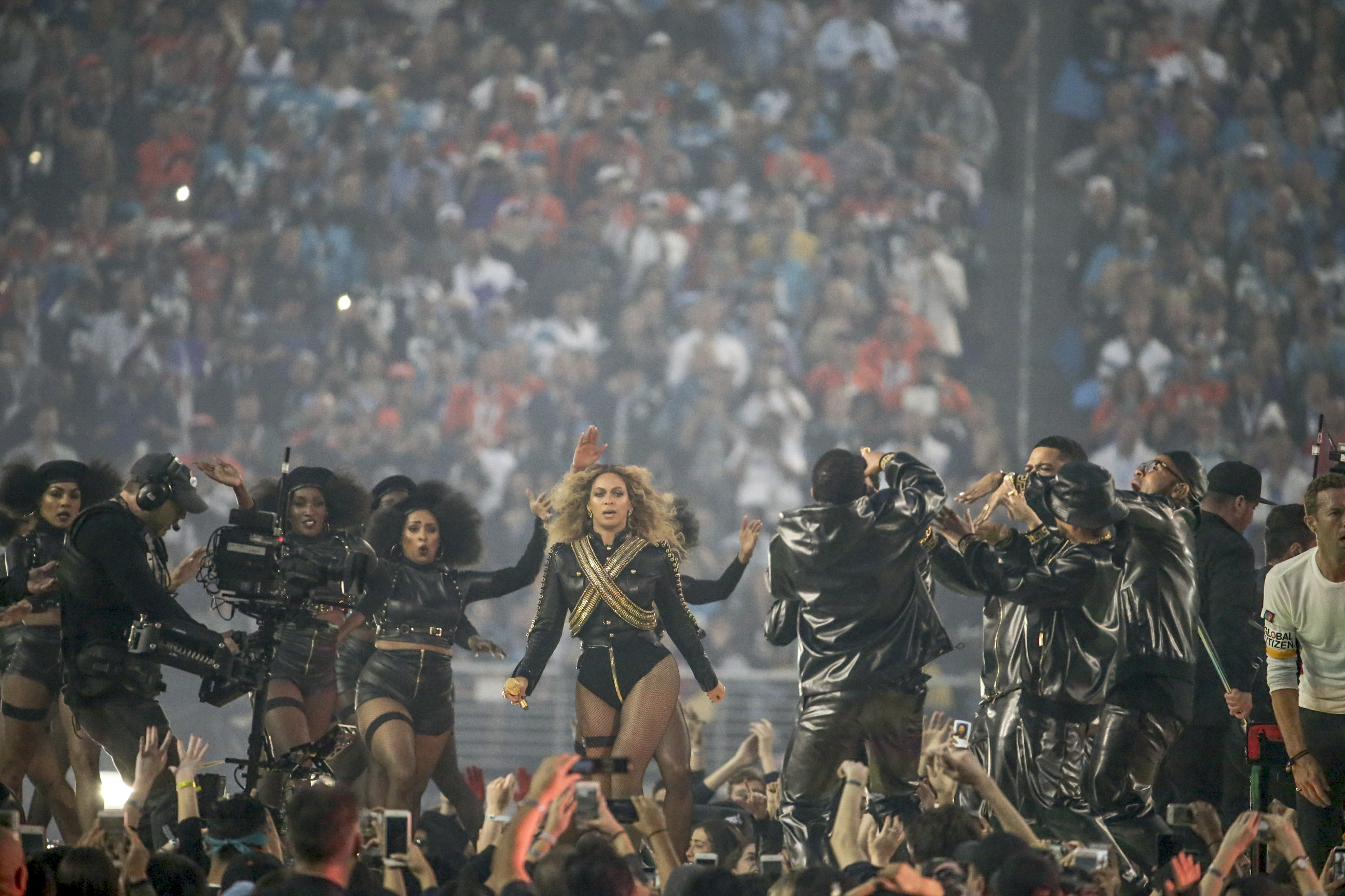 020716-Beyonce-halftime