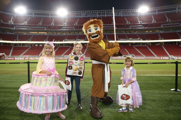 Levi's® Stadium Trick or Treat Tours