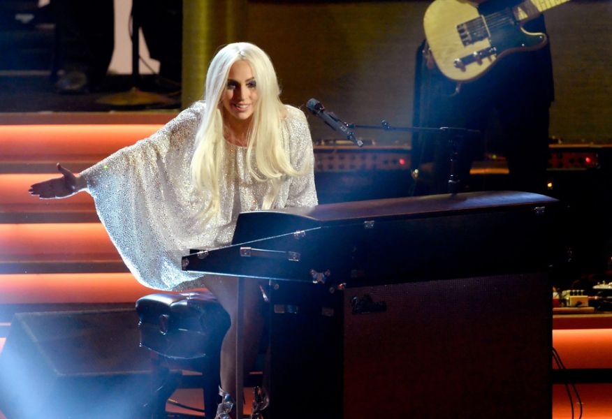 Lady Gaga to Perform Anthem for Super Bowl 50 - Levi's® Stadium