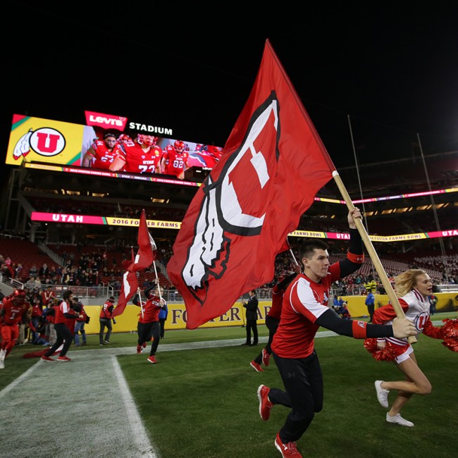 Foster Farms Bowl #19 Utah vs. Indiana 4