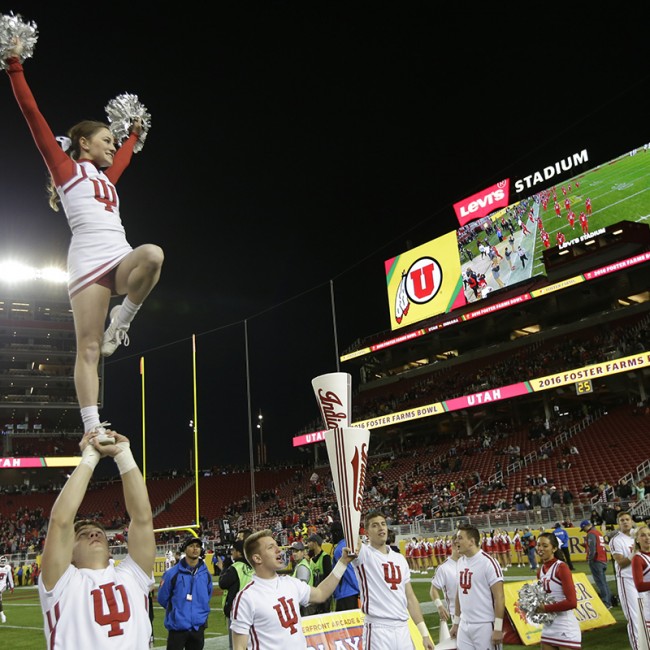 Foster Farms Bowl #19 Utah vs. Indiana 6