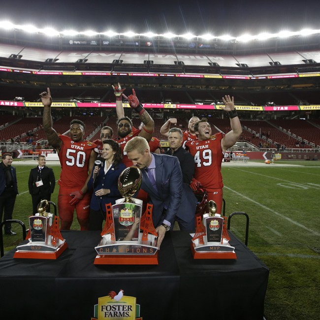 Foster Farms Bowl #19 Utah vs. Indiana 53