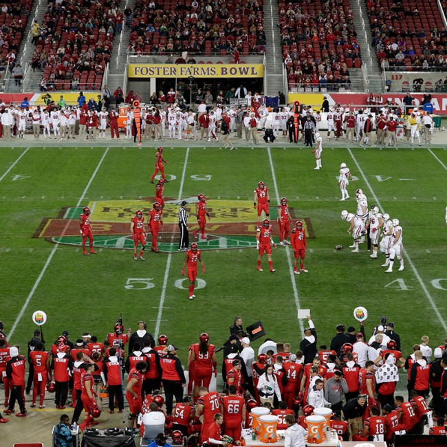 Foster Farms Bowl #19 Utah vs. Indiana 26