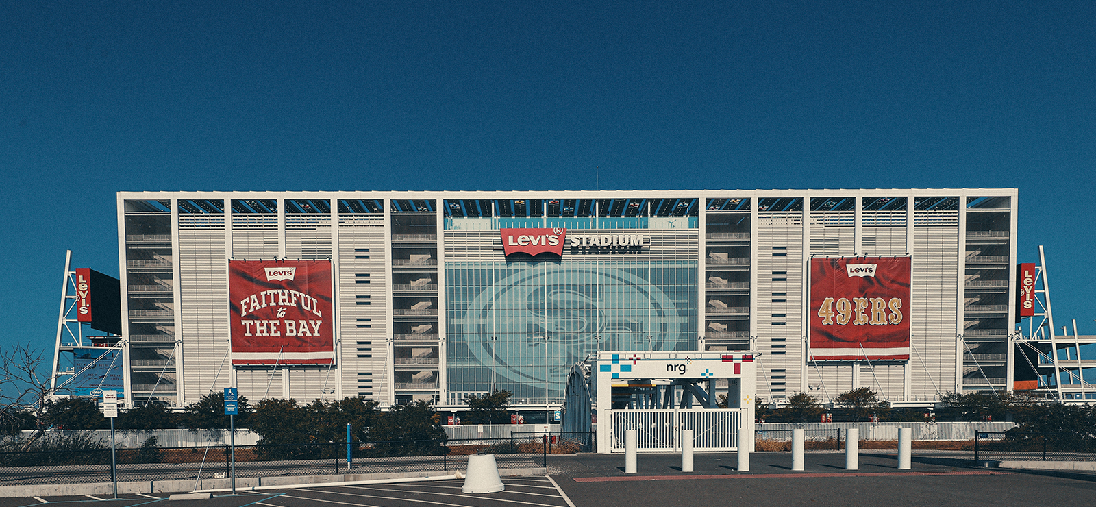 Levi's® Stadium Transitioning to Cashless Venue to Enhance Fan Experience  Upon Eventual Return of 49ers Fans - Levi's® Stadium